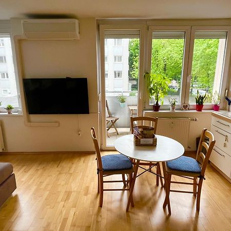 Cosy Studio Andy With Great Location Apartment Ljubljana Exterior photo